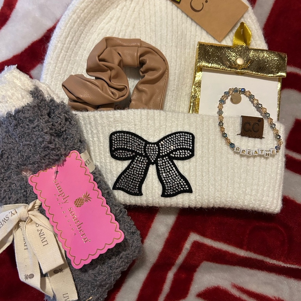 White Knit Beanie with Bow Accent